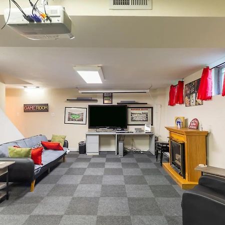 Lrge 5 Bedroom 9 Beds Near Dc-Pool, Hot Tub, Gym, Game Rm, Fire Pit Bowie Ngoại thất bức ảnh