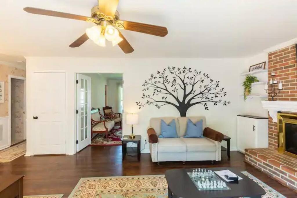Lrge 5 Bedroom 9 Beds Near Dc-Pool, Hot Tub, Gym, Game Rm, Fire Pit Bowie Ngoại thất bức ảnh